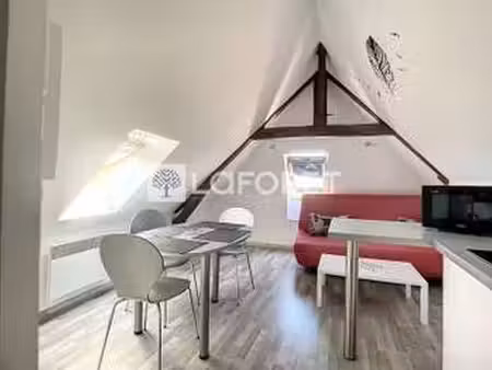 location appartement 2 pièces à parthenay (79200) : à louer 2 pièces / 17m² parthenay