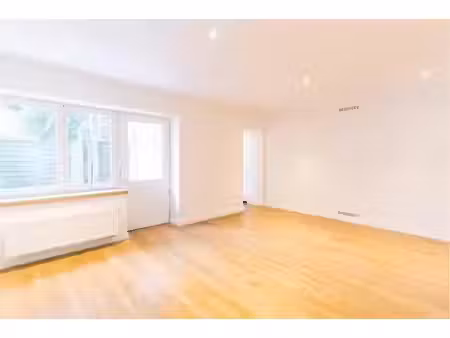 appartement à louer à avenue marie josé 59 woluwe-saint-lambert (vbe68677)