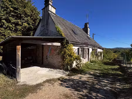 authenticité  charme et vue sur la vallée au coeur du village