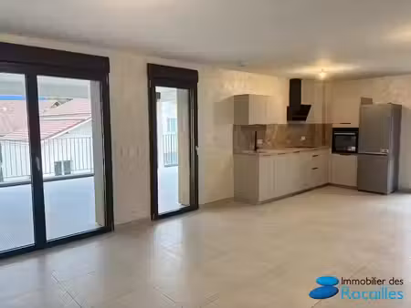 location appartement 4 pièces 95.3 m² à scientrier (74930)  1 735 €