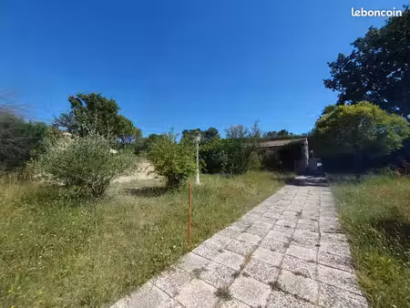 terrain 469 m² fuveau