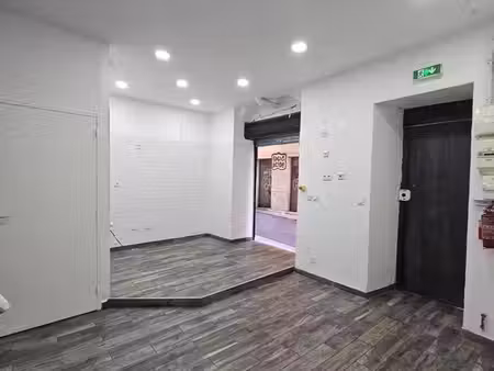 local commercial rénové 19 m² – vieux-port / marseille 2e
