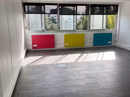 location bureaux 110m²
