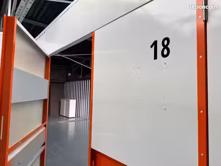 box de stockage 60 m2 sans bail commercial
