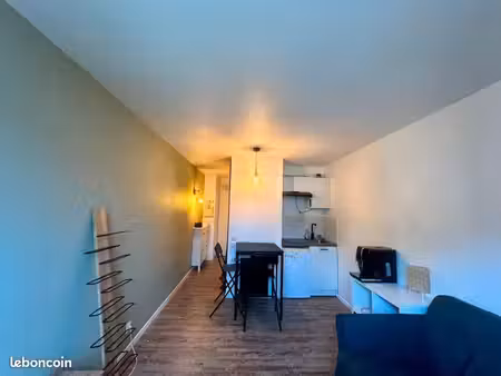 appartement 1 pièce 19 m²