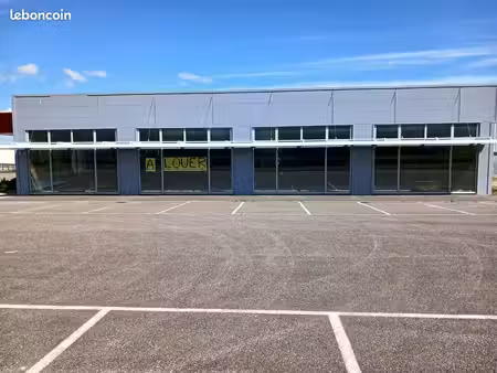 cellule commerciale 400 m2