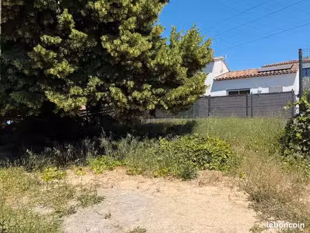 terrain 343 m² gardanne