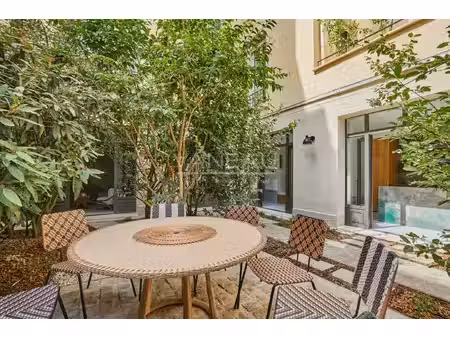 maison de ville à vendre dans le quartier notre dame des champs