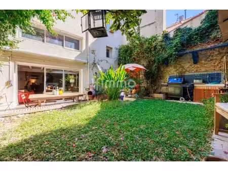 maison de luxe à vendre dans le quartier les chartreux
