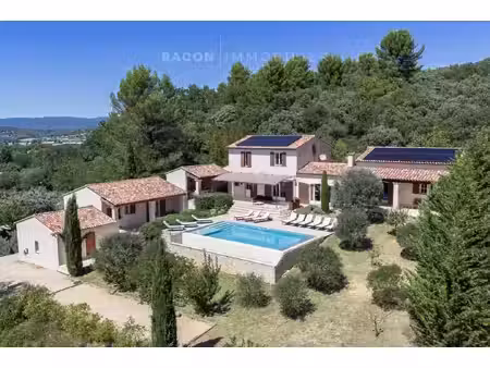 maison de luxe à vendre dans le quartier nord