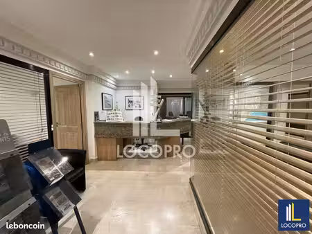 local commercial 154 m²