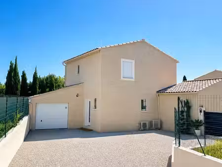 alpilles – maison provençale comme neuve