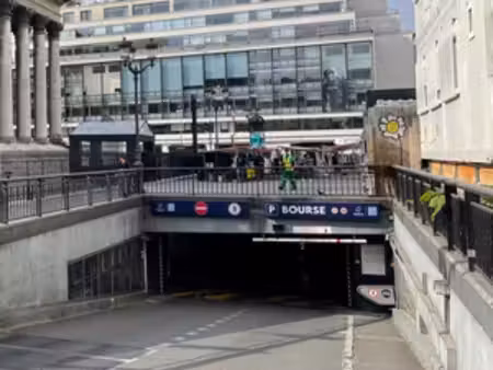 vente de place de parking qpark bourse