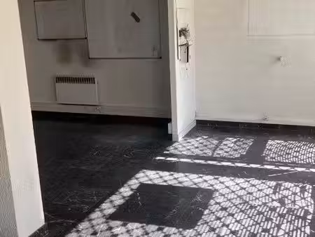local commercial