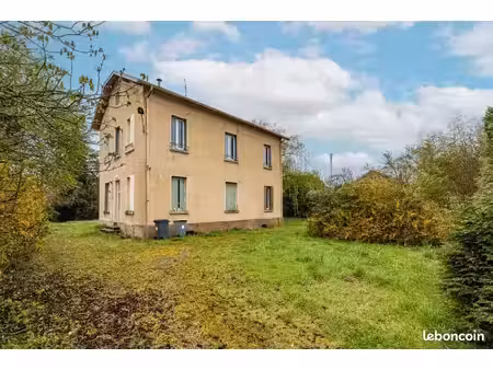 a vendre - charmante maison des années 30 à bourg-en-bresse (01)