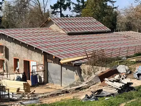 maison à rénover 250 m2 avec terrain 10 000 m2