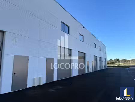 local d'activité 544 m²