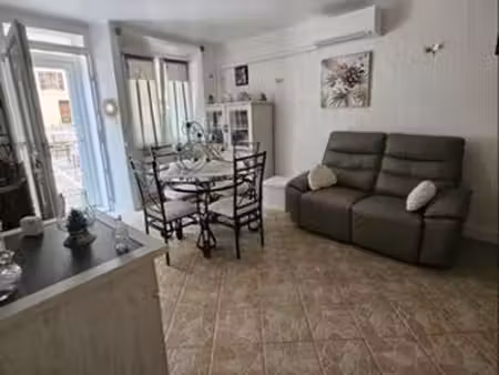 maison village