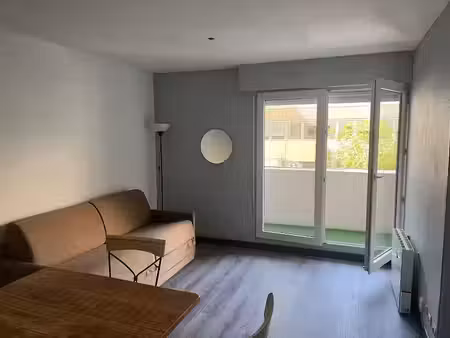 location meublée appartement 1 pièce 30 m² à bordeaux (33000)  793 €