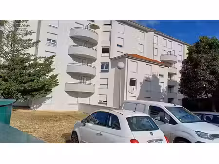location meublée appartement 1 pièce 18 m² à lyon 8ème (69008)  500 €
