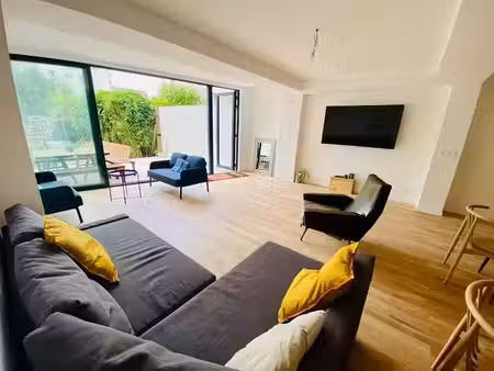location meublée appartement 5 pièces 250 m² à paris 20ème (75020)  750 €