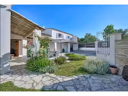 maison type mas provencal-230 m2