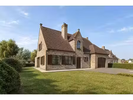 ruime alleenstaande villa te koop in dudzele