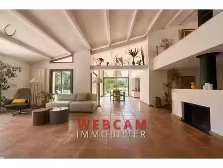 vente maison 5 pièces 180 m² mougins (06250)