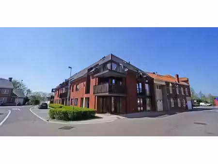grand duplex avec emplacement de parking souterrain