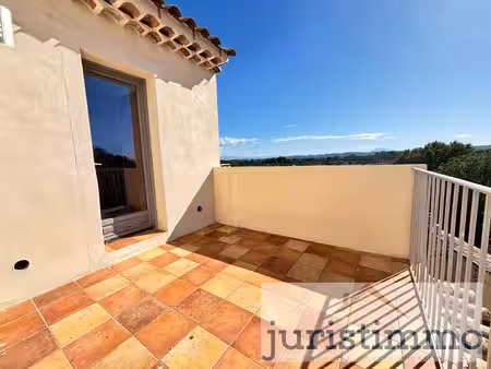 appartement t2 dans immeuble de caractère à pont-st-esprit