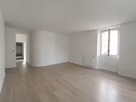 a louer - nantes talensac - appartement t3 avec parking et cave