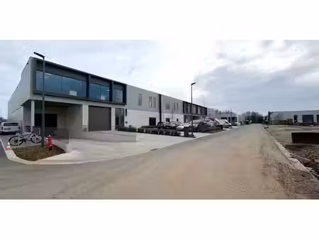 bâtiment d’entreprise à vendre à bornem pour € 1.800.375