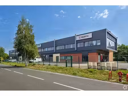 location local d’activités 444m² à 1236m²