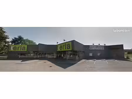 local commercial 929 m² bourg-en-bresse
