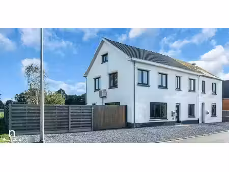 maison à vendre à beringen pour € 420.000 avec 5 chambres à coucher