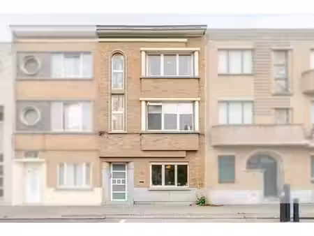 maison spacieuse avec 4 chambres à saint-nicolas