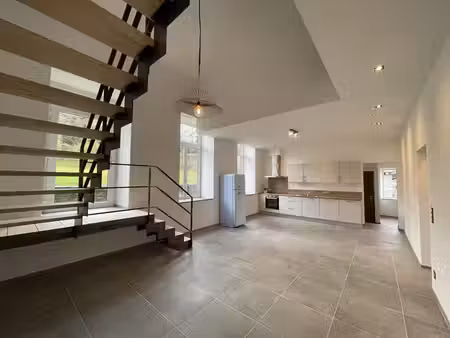 maison moderne et entièrement rénovée