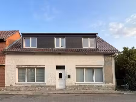 agréable maison 3 façades avec garage à grand-reng