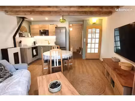 vend maison de village