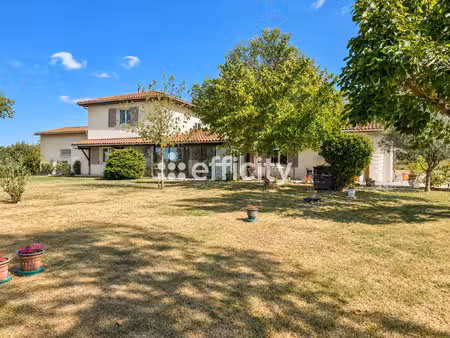 maison 7 pièces - 171 m²