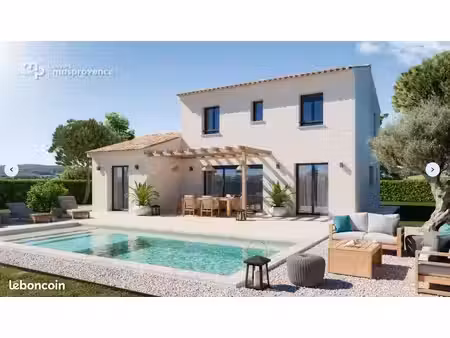 terrain à bâtir de 850 m² à la motte (83)