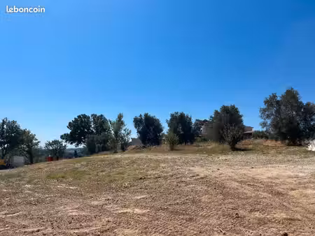 terrain 453 m² roquebrune sur argens