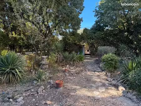 terrain 400 m² toulon