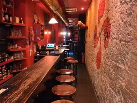 bar à tapas avec licence 4