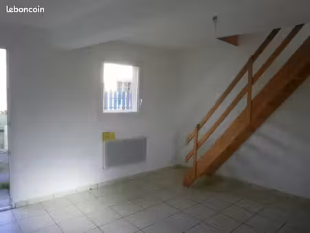 duplex à louer - 36m2 - disponible en octobre - 400