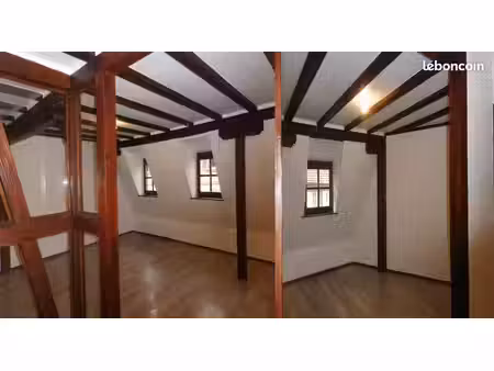 appartement 4 pièces entièrement rénové au centre ville