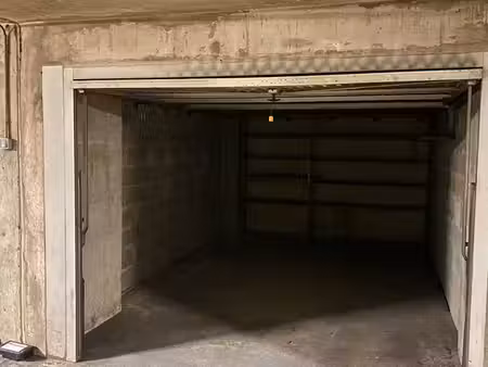 box garage
