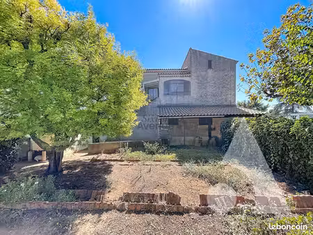 villa 5 pièces 135 m²