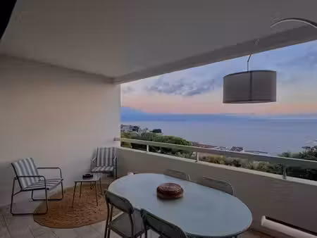t1 meublé 34m2 avec terrasse & vue mer - ajaccio