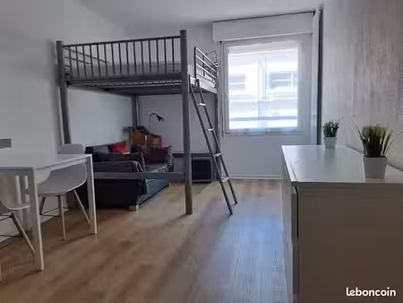 loue studio meublé